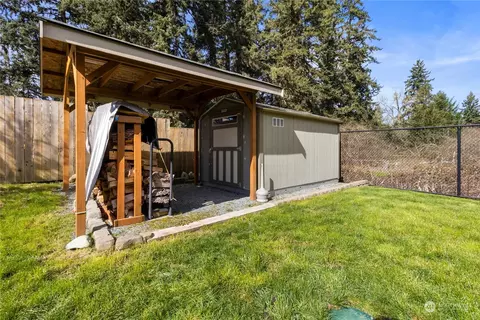 Exterior - 407 189th Street Ct E, Spanaway, WA 98387 photo 2 of 6