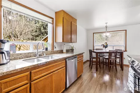 Kitchen - 407 189th Street Ct E, Spanaway, WA 98387 photo 2 of 3