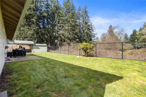 Exterior - 407 189th Street Ct E, Spanaway, WA 98387 photo 4 of 6