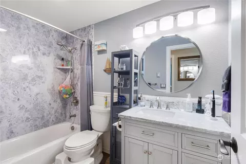 Bath - 407 189th Street Ct E, Spanaway, WA 98387 photo 2 of 2