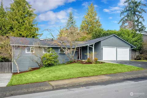 8900 NE 139th St, Kirkland, WA 98034