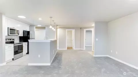 10824 SE 170th St #B301, Renton, WA 98055