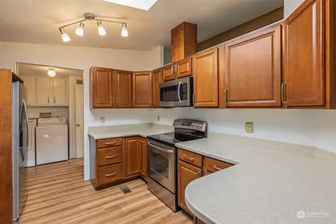 919 243rd St SW, Bothell, WA 98021 photo 6