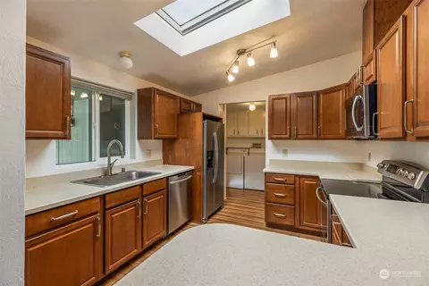 919 243rd St SW, Bothell, WA 98021 photo 5