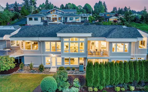 29415 10th Ave SW, Federal Way, WA 98023
