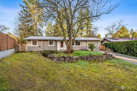1104 Eleanor Ct, Steilacoom, WA 98388