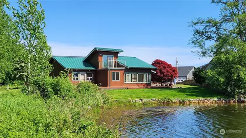 4118 Stuart Cir, Ferndale, WA 98248