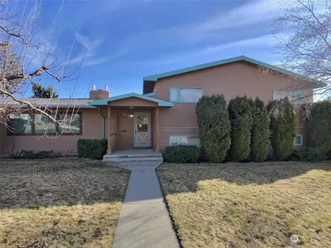 806 E 1st Ave, Ellensburg, WA 98926