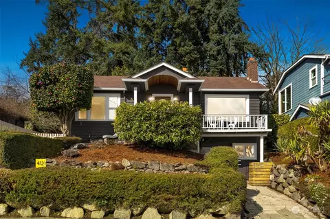 4121 32nd Ave SW, Seattle, WA 98126