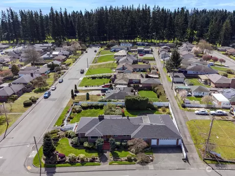 View/Area - 1318 50th St SE, Everett, WA 98203 photo 6 of 6