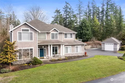18921 3rd St E, Lake Tapps, WA 98391