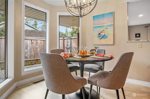Dining - 1828 142nd St SE, Mill Creek, WA 98012 photo 2 of 2