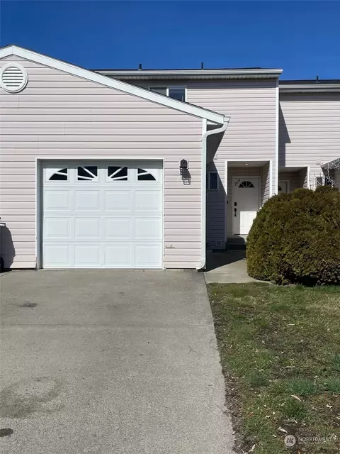 264 NW Clay Ct, Pullman, WA 99163