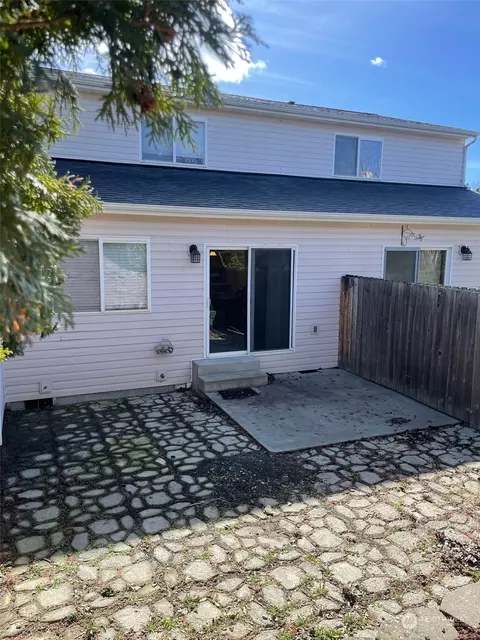 Exterior - 264 NW Clay Ct, Pullman, WA 99163 photo 3 of 4