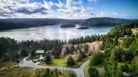 5410 Heilman Ct, Anacortes, WA 98221