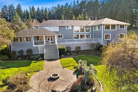 102 Sun Valley Dr, Chehalis, WA 98532