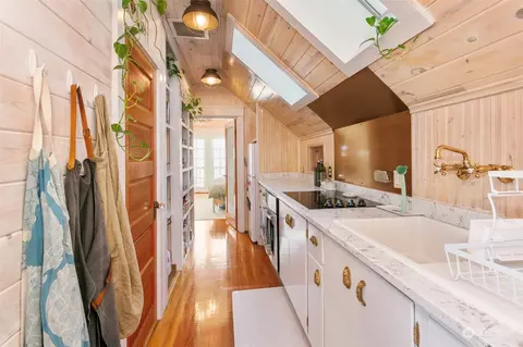 Kitchen - 2029 Walnut St, Everett, WA 98201 photo 1 of 5