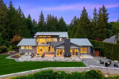 1304 Silver Springs Way, Stanwood, WA 98292