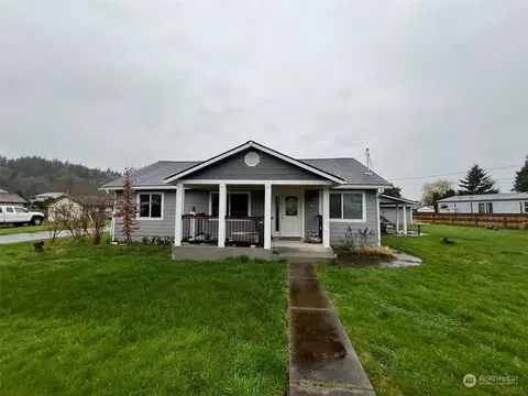 215 3rd Ave N, Algona, WA 98001