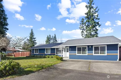 4706 NE 18th St, Renton, WA 98059