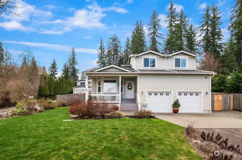 10668 E Lake Joy Dr NE, Carnation, WA 98014
