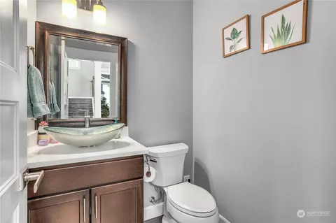 Bath - 4132 172nd Pl SE, Bothell, WA 98012 photo 1 of 5