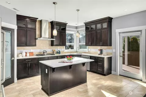 Kitchen - 4132 172nd Pl SE, Bothell, WA 98012 photo 3 of 4