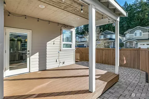Exterior - 4132 172nd Pl SE, Bothell, WA 98012 photo 7 of 7
