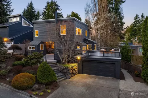 1502 3rd Pl, Kirkland, WA 98033