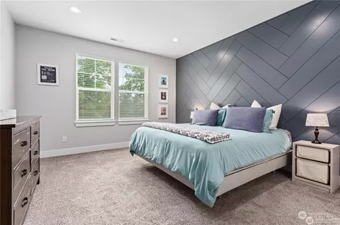 Bedroom - 551 Second St, Sumas, WA 98295 photo 1 of 3