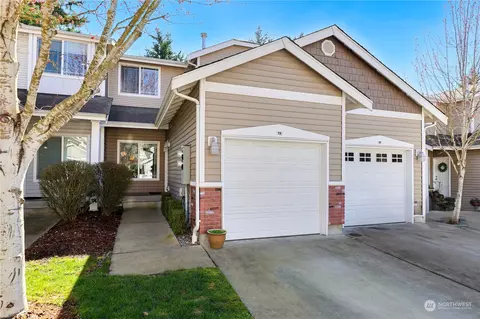 333 5th St SE #12, Puyallup, WA 98372