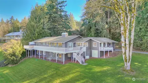 19622 SE 16th St, Sammamish, WA 98075