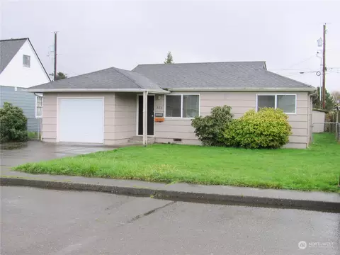 356 Douglas St, Longview, WA 98632