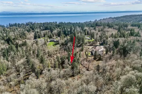 9248 NE Country Woods Ln, Kingston, WA 98346