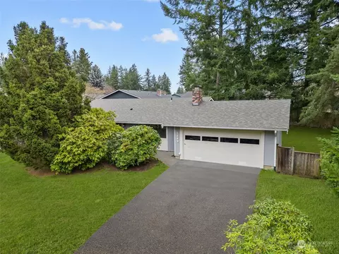 5309 84th Ave W, University Place, WA 98467