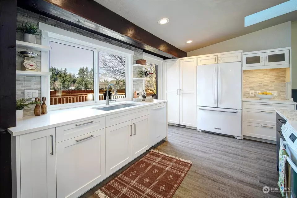 Kitchen - 13420 22nd Ave SE, Mill Creek, WA 98012 photo 2 of 2