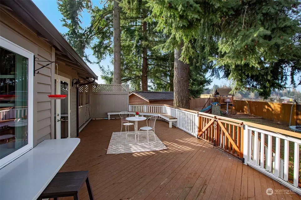 Exterior - 13420 22nd Ave SE, Mill Creek, WA 98012 photo 2 of 7