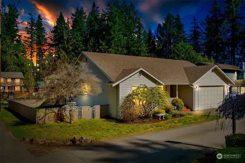 5307 East Dr, Everett, WA 98203