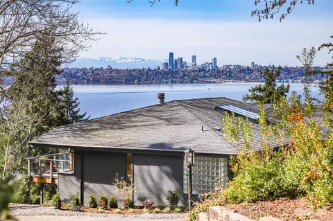 8106 SE 44th St, Mercer Island, WA 98040
