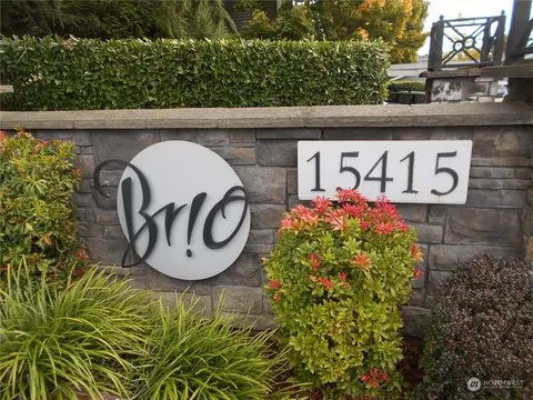 15415 35th Ave W #F205, Lynnwood, WA 98087