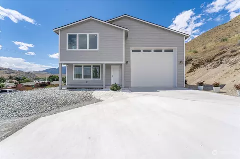 106 Ives St, Pateros, WA 98846