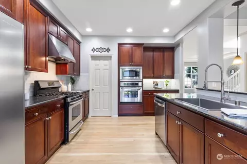 Kitchen - 3614 159th Pl SE, Bothell, WA 98012 photo 2 of 4
