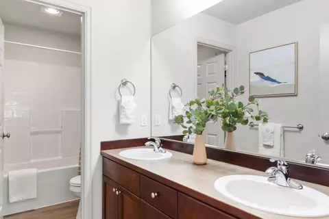 Bath - 3614 159th Pl SE, Bothell, WA 98012 photo 4 of 4
