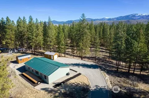 23 Chokecherry Rd, Winthrop, WA 98862
