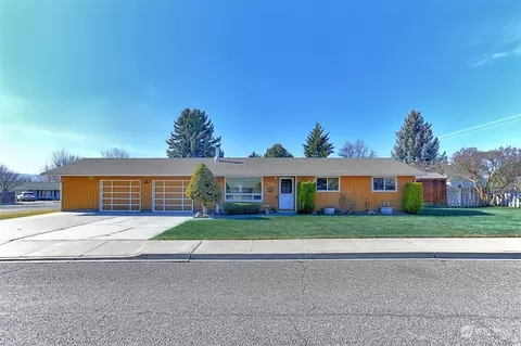 903 S Gregory Pl, Ellensburg, WA 98926