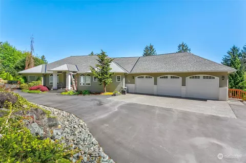 16030 Andal Ln, Mount Vernon, WA 98274