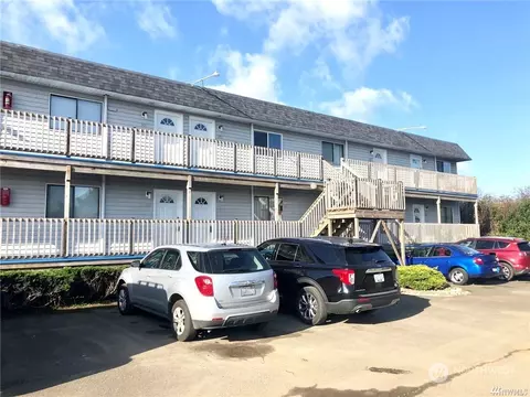 865 Cuddy Ct NW #106A, Ocean Shores, WA 98569