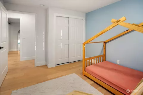 Bedroom - 24301 7th Pl W, Bothell, WA 98021 photo 2 of 5