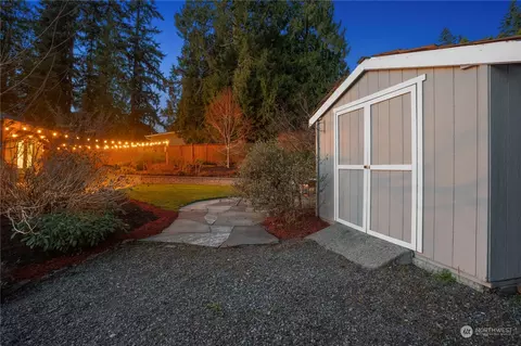 Exterior - 24301 7th Pl W, Bothell, WA 98021 photo 10 of 10