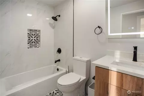 Bath - 24301 7th Pl W, Bothell, WA 98021 photo 1 of 5